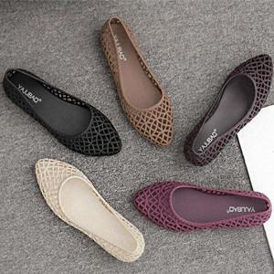 여성 젤리슈즈 3컬러 펀칭 아쿠아 젤리 플랫슈즈 (W92568E)