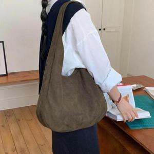 [셀러허브_여성트랜드패션]보부상가방 스웨이드 빅 호보 숄더백