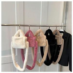 여자가방 미니 도톰한 겨울 숄더백 패딩 어깨 가을 크로스 털