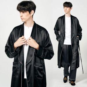 [알콩단잠]남자 샤워가운 실크 나이트 바스로브 파자마가운 잠옷 (블랙)