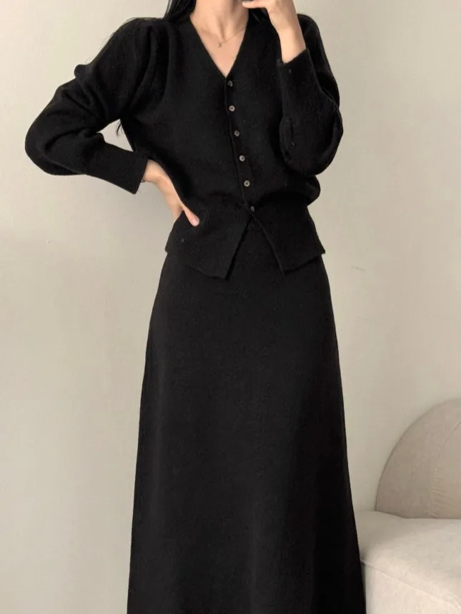 가을 겨울 브이넥 싱글 버튼 니트 가디건 여성용 하이웨이스트 바디콘 미니스커트 한국 스타일 패션 세트