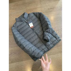 초경량 남성용 다운 코튼 재킷 스탠드 칼라 보온성 절약 맞춤 라벨 짧은 스타일 실크 코튼 충전 슬림 핏