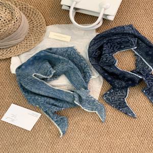 레트로 플로럴 삼각 스카프 여성 스타일 실크 스카프 우아하고 다재다능한 벨트 목도리 다기능 액세서리