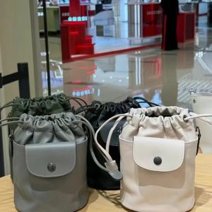 2025년 신상 여성 숄더백, 젊은 여성 학생 수납 가방에 적합