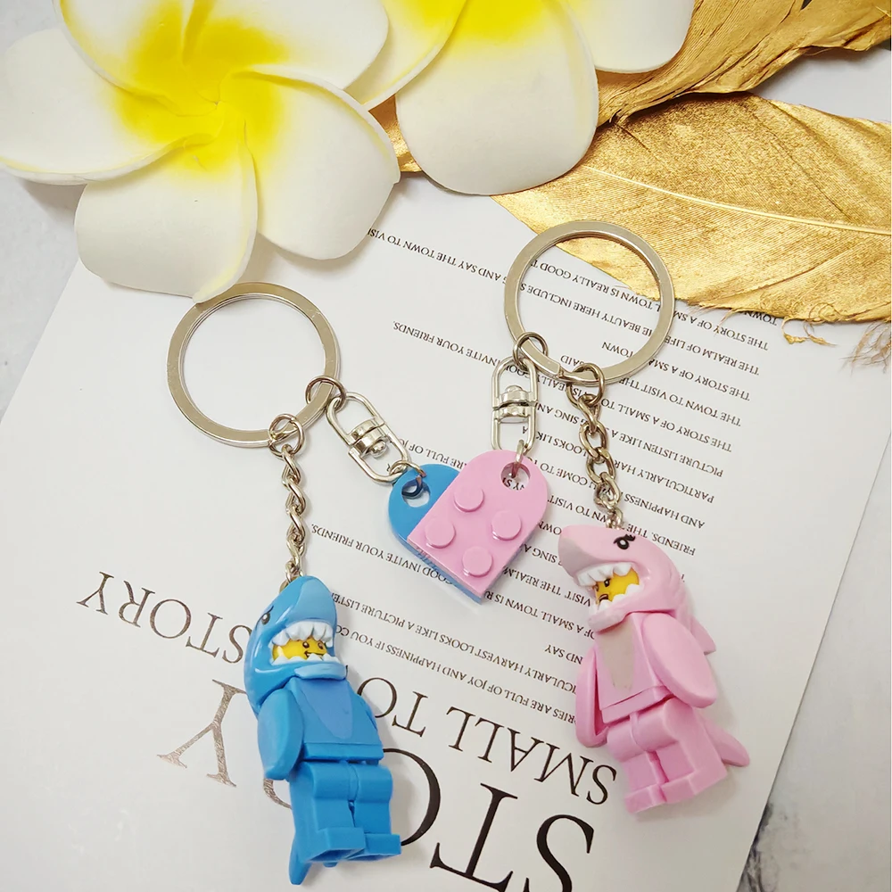 2 개/대 아름다운 수제 3D 만화 상어 커플 키 체인 매칭 애니메이션 열쇠 고리 매력 연인 배낭 크리스마스 선물