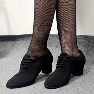 여성용 모던 댄스 슈즈 옥스포드 라틴/탱고/볼룸/재즈 댄스 슈즈 고무/소프트 솔 3/5cm 힐 여성용 댄스 슈즈 블랙