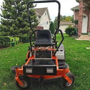 맞춤형 중국산 48인치 제로 리버스 라이드 잔디깎이 엔진 장착 중장비 잔디 트랙터 판매