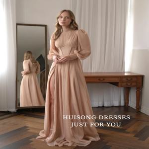 HUISONG 맞춤형 쉬폰 웨딩 드레스 사이드 스플릿 긴 소매 하이 넥 Boho 신부 가운 A 라인 비치 웨딩 드레스 שמלות כל