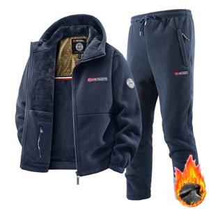 겨울 후드 스포츠웨어 세트 남성 레트로 트레이닝 두꺼운 플리스 재킷 + 바지 투피스 세트 남성 캐주얼 스키 러닝 트랙수트