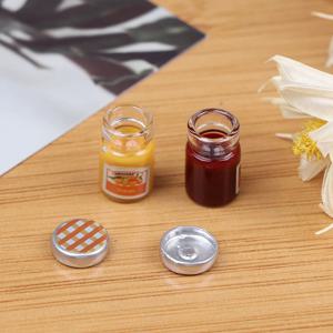 2PCS 1:12 인형 집 미니어처 음식 미니 딸기 소스 잼 꿀 음식 레몬 물 인형 주방 장난감 액세서리