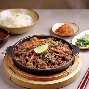 [코인딜][엘케이푸드] 1+등급 한우 언양식 양념불고기(목심,등심) 300g 2팩(총600g) [명절형 부직포 포장]