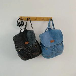 뉴 레트로 데님 백팩 플립 커버 진 포켓 황동 하드웨어 가죽 라벨 캐주얼 데일리 스쿨 미니멀리스트 패션 백팩