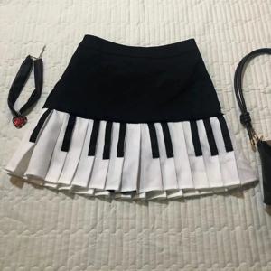 디자인 보우 그레이 플리츠 스커트 여성 레이스 패치 워크 미니 스커트 2024 여름 패션 로리타 스타일 스트라이프 도트 프린트 Cutecore 스커트