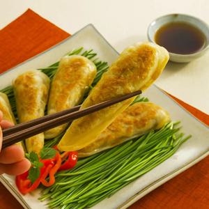 (대용량)고추잡채 군만두 1.2kgx2봉 아삭한 고추와 채소가 가득~ 중식 특유의 풍미 간식 술안주로 딱! 간편조리(해썹인증)