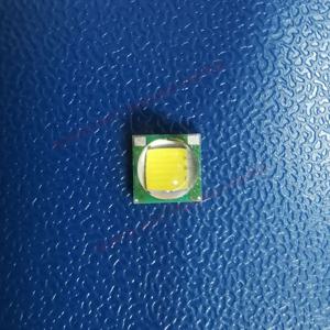 XMLAWT LED XLAMP 쿨 화이트 5000K SMD XMLAWT-00-0000-000LT50E3 플럭스, 260lm 2.9V 700mA, 10 개