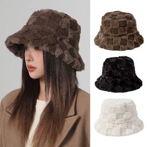 체스 퍼벙거지 겨울 뽀글이 털 버킷햇 데일리 여성 방한 모자