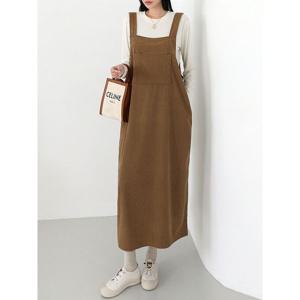 [하프클럽] 롬디 코듀로이 포켓 멜빵 롱 원피스_BDOP064