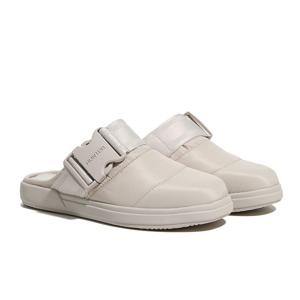 [정상가 149,000원][WOMEN] 인앤아웃 탑클립 패딩 뮬 슬리퍼 - 캐스트 WFF2001WWUCAS