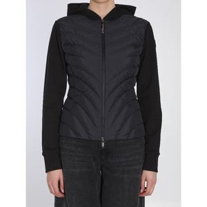 몽클레어 다이애그널 패디드 퀼팅 후드집업 8G00020 809KZ 999 블랙 스크래치