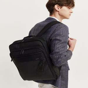 헤지스 액세서리 남성 [[24FW]] WUBA4F505BK [스테디셀러]블랙 가죽배색 나일론 백팩