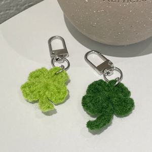네잎클로버 키링 핸드메이드 손뜨개 니트 열쇠고리 행운의 수능 선물 우정템 백참 악세사리
