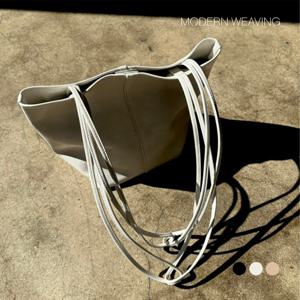 RELAXED BASKET BAG WITH INFINITY STRAPS 202GL