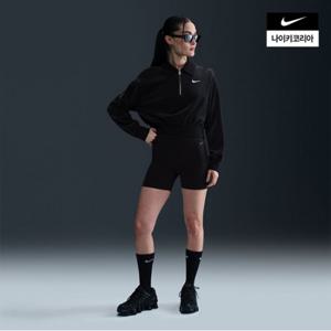 나이키 여성 벨루어 크롭 쿼터집 탑 HV5031-010