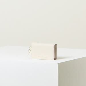 질 바이 질스튜어트 [[25FW]] JLWA5F611IV [인기재입고][BONNIE] 아이보리 로고프린트 소가죽 반지