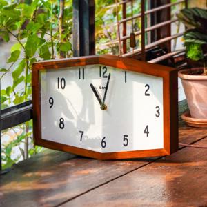 오르미 레트로 루네클락 우드 무소음 벽시계 ORMRNC(월넛)