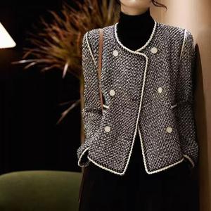 여성 하객룩 트렌디 트위드 투버튼 자켓