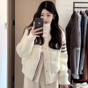 패딩녀 추동 신상 프렌치 기품 디자인 감각 미니멀 패치 니트 쇼트 화이트 패딩 코트