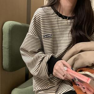 여성 와이드 보이핏 스트라이프 맨투맨 가을 티셔츠 (2장이상추가할인)