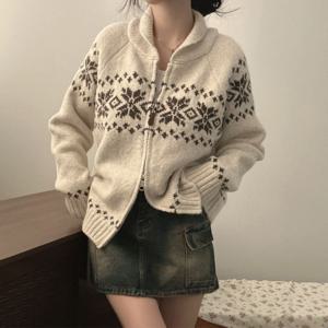 데이뮤즈 리타 집업 니트 가디건