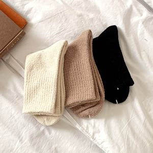 1+1+1 라이프그래피 겨울 두툼한 양털 여성 중목 양말