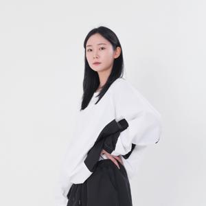 네오플레인 1+1 여성 나일론 라그랑 맨투맨 오버핏 바람막이 트레이닝복