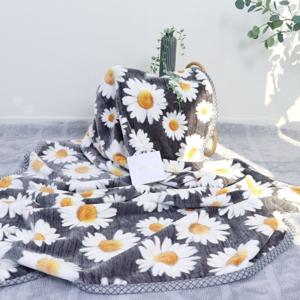 극세사 밍크담요 이불 블랭킷 차박 캠핑용 블랭킷 쇼파 대형담요