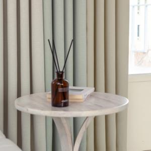 어반 형상기억 암막 긴창커튼 2장