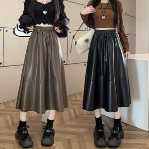 2024 가을 겨울 하이웨스트 PU 가죽 스커트 하프 허리 밴딩 루즈핏 미디 A라인 스커트 여자 레더스커트 롱