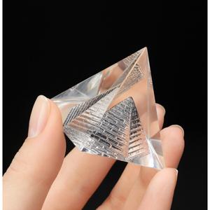 투명 수정 피라미드 모형 인테리어 소품 오브제