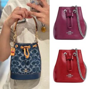 코 치 드로우스트링 위슬렛 체인 미니백 손목지갑 CZ028 CZ031