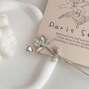 단아한연꽂비녀 연꽃진주포인트뒤꽂이비녀(실버) 비녀 뒤꽂이 올림머리 연꽃비녀 꽃비녀 연꽃진주비녀 머리핀 헤어핀 포인트핀 헤어악세사리