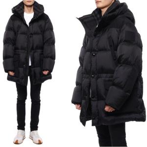 [버버리] 23FW 남성 패딩 (8073306 BLACK 23F)