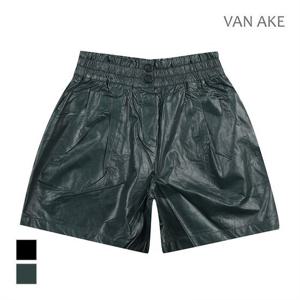 [반에이크]MARIO셔링밴딩 가죽반바지_VB29SLMD01Z