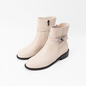 [신난다슈]여성 앵클부츠 3cm 여자 숏 앵글 부츠 소가죽 통굽 발편한 쿠션 BS25023 베이지