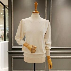 [아니베에프]A4AKPO510_반폴라 진주장식 니트