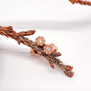 오팔하우스 14k 미니 국화꽃 큐빅 귀걸이 OPDLE0765