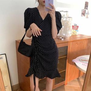 [브랜들리] 퍼프소매 스트링 잔도트 랩원피스_화이트,블랙