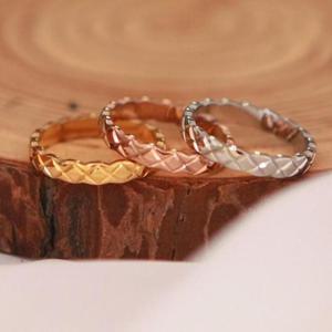 [이어넥핸즈] 써지컬스틸 물결사각컷팅 반지