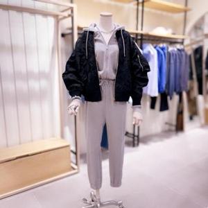 [시에로]SK2JPF47M_아일렛 자수소재 점퍼