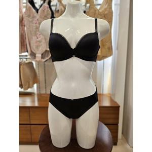 [와코루] AB컵 (WBRX204A-PTH-BK) 심플한 몰드 노와이어브라 햄라인팬티세트